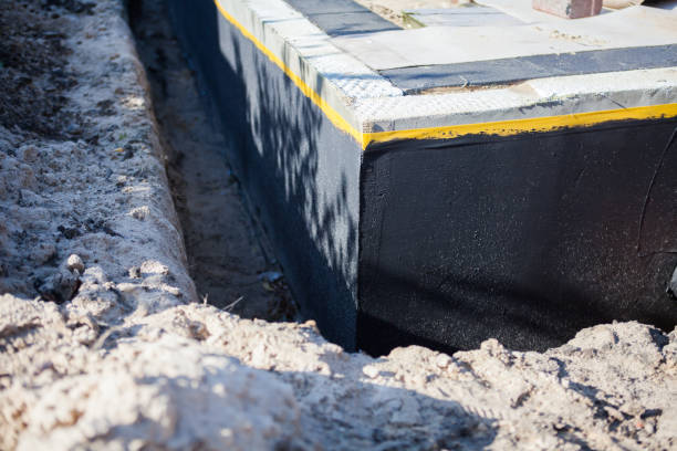 Professional Crawl Space Encapsulation technician working in New Point, IN